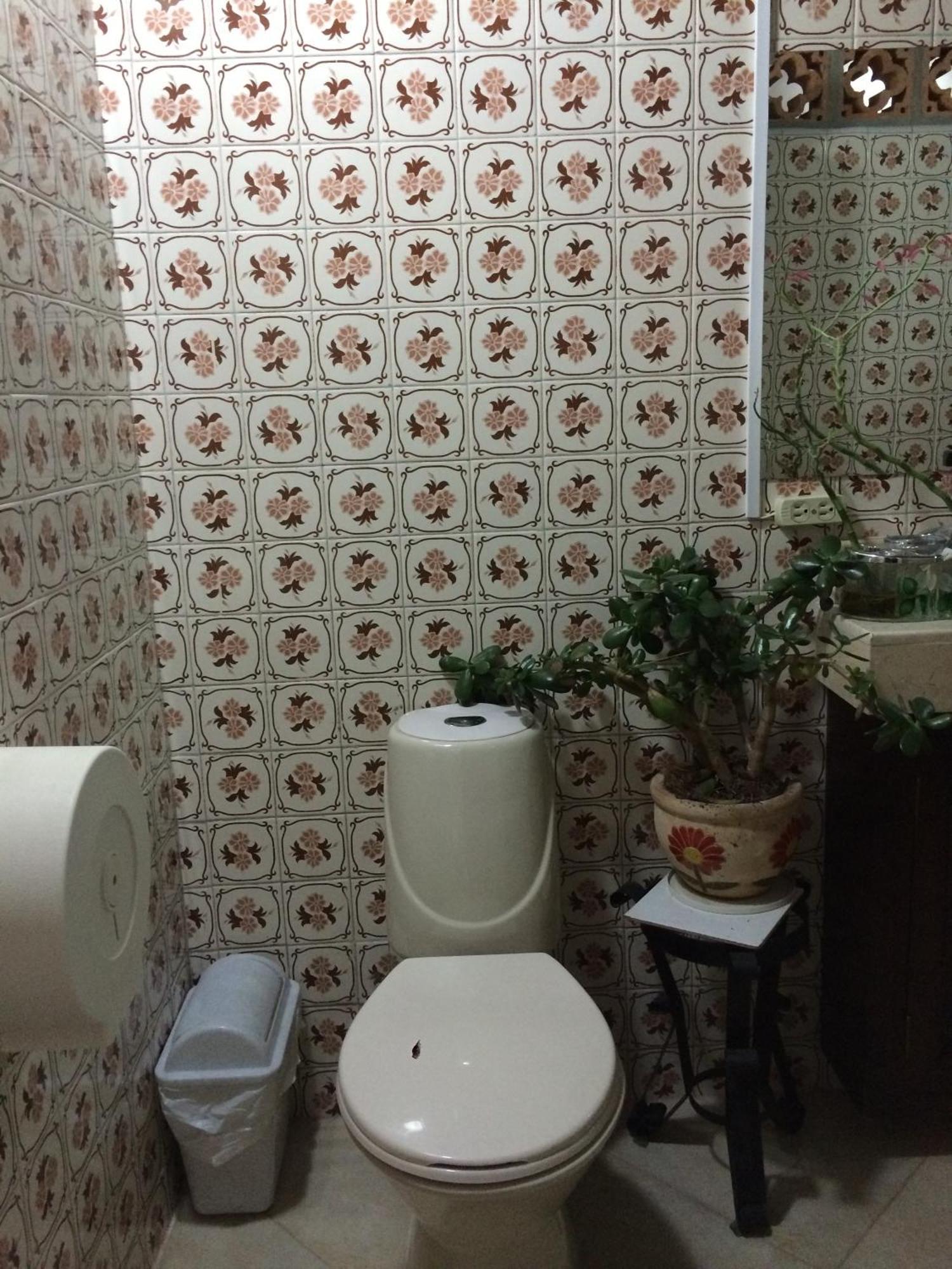 Hostal Famihotel Fundadores Jardin Bilik gambar